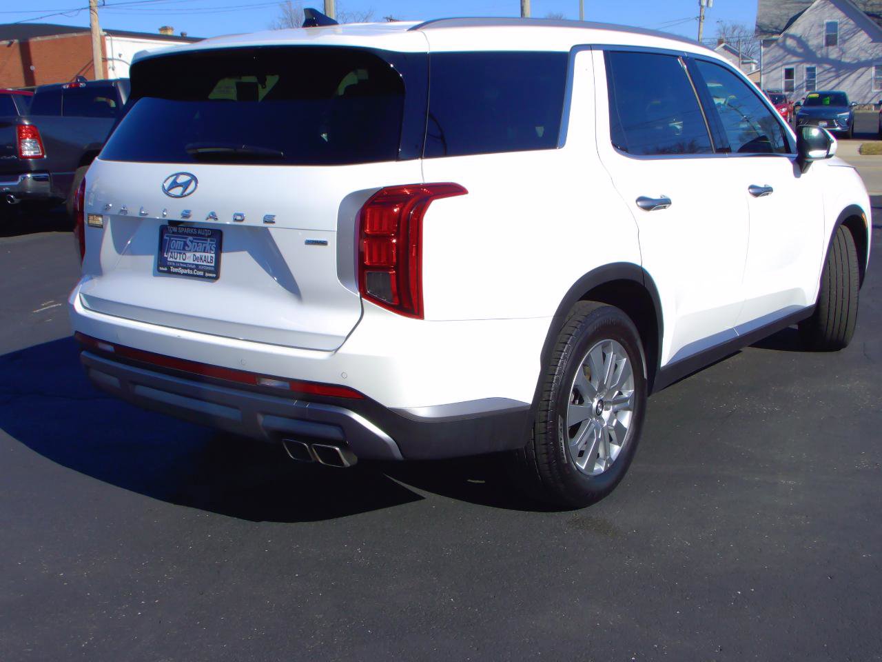 Used 2025 Hyundai Palisade SEL image 2