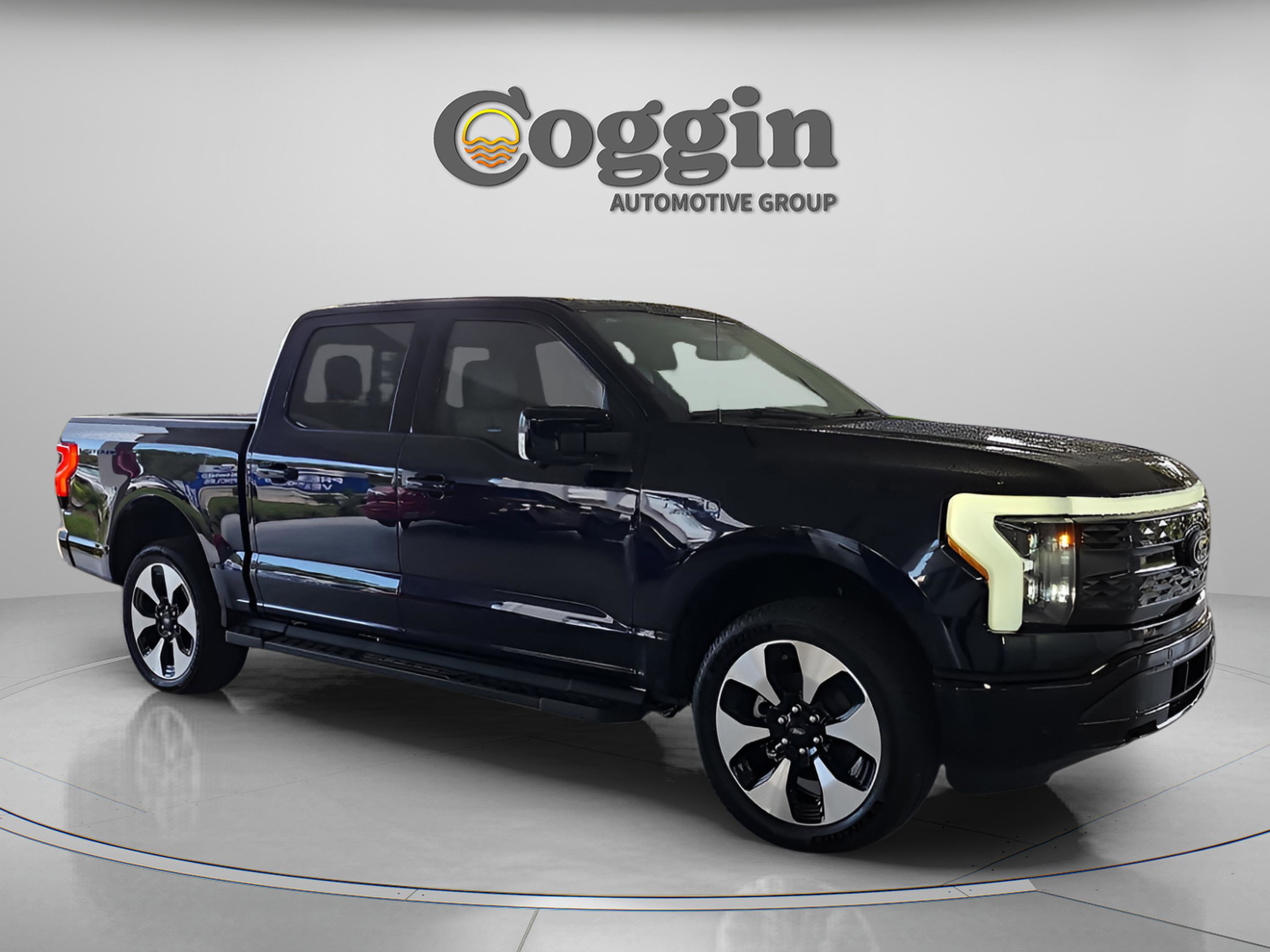 New 2025 Ford F150 Lightning Platinum AWD/4WD image 8