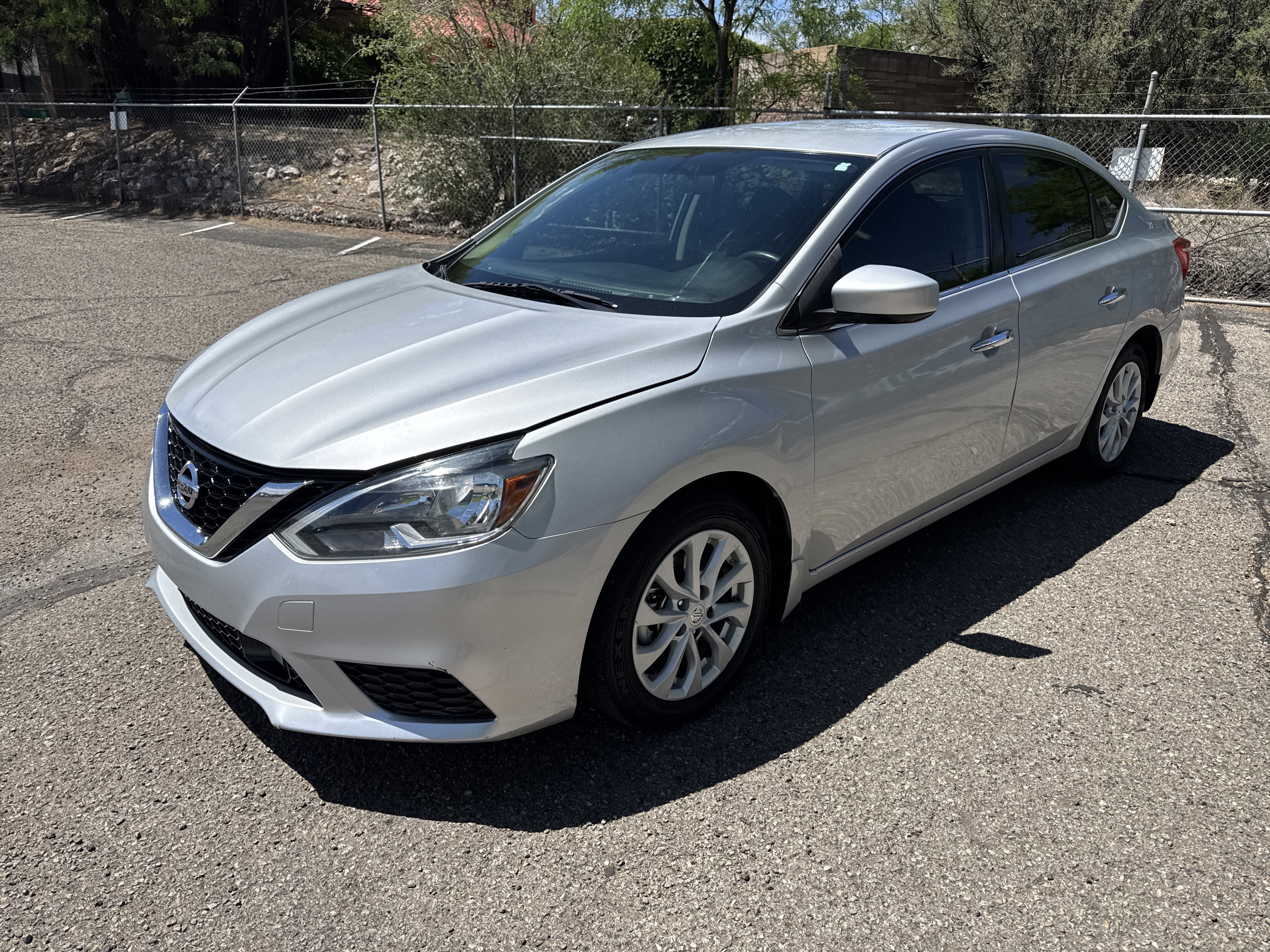 Used 2019 Nissan Sentra SV FWD image 3