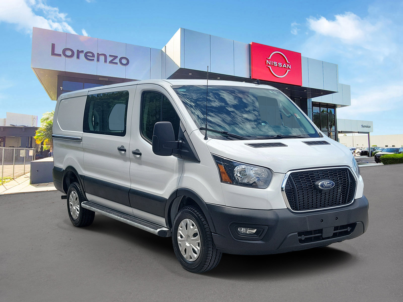 Used 2025 Ford Transit 250 Low Roof w/ Exterior Upgrade Package RWD image 3