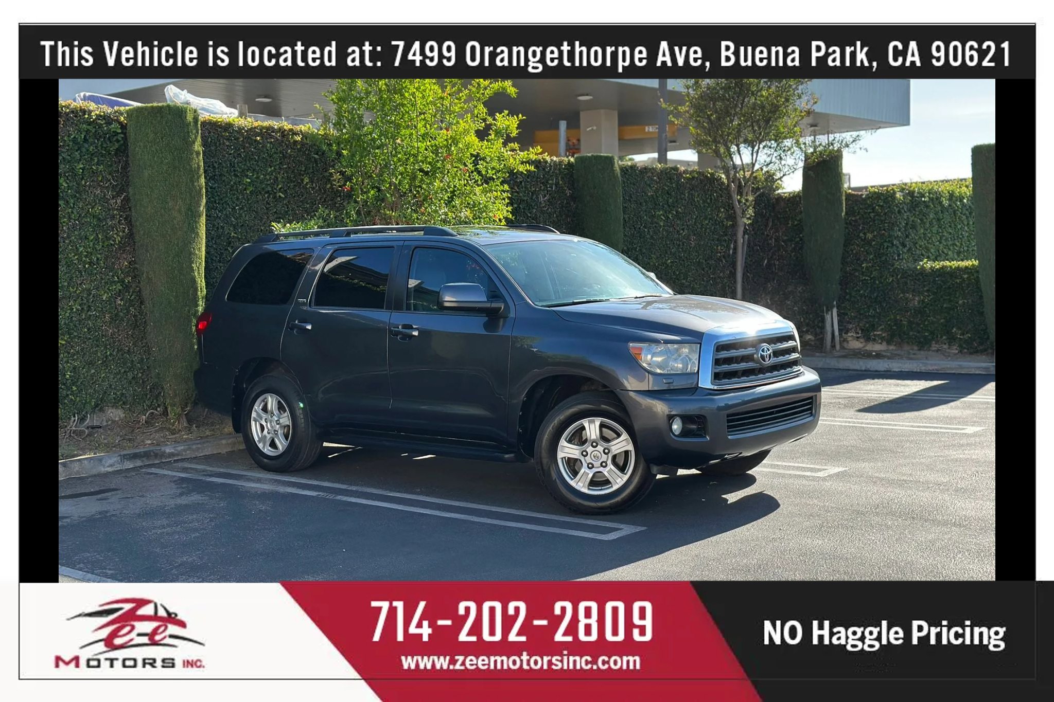 Used 2016 Toyota Sequoia SR5 w/ Premium Package RWD image 2