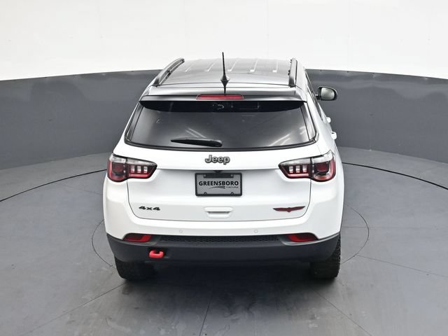 Used 2025 Jeep Compass Trailhawk AWD/4WD image 25