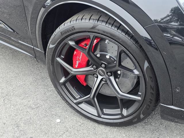 New 2025 Audi RS Q8 performance image 32