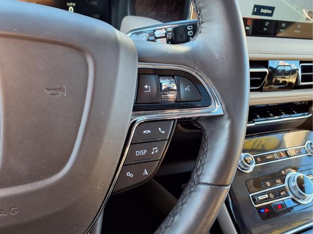 Used 2023 Lincoln Nautilus Reserve image 30