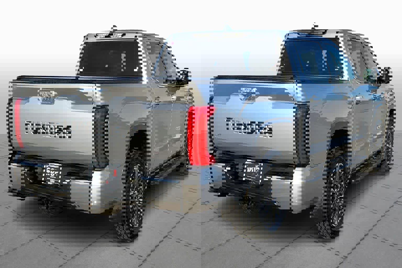 Used 2024 Toyota Tundra Limited w/ Power Package image 24