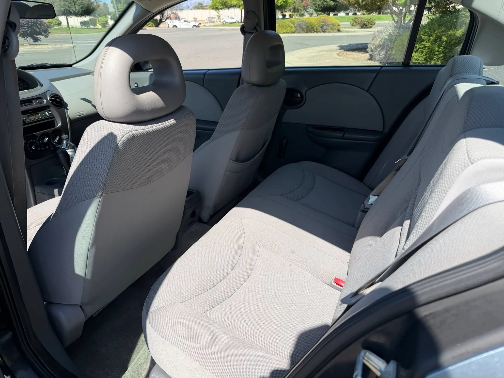 Used 2003 Saturn ION Level 2 FWD image 11