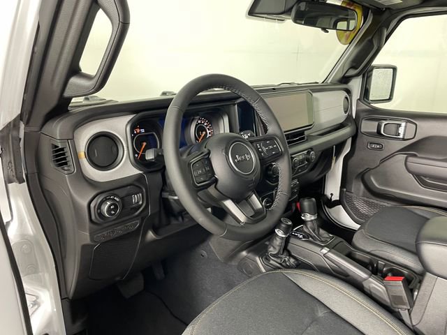 New 2025 Jeep Gladiator Sport image 2