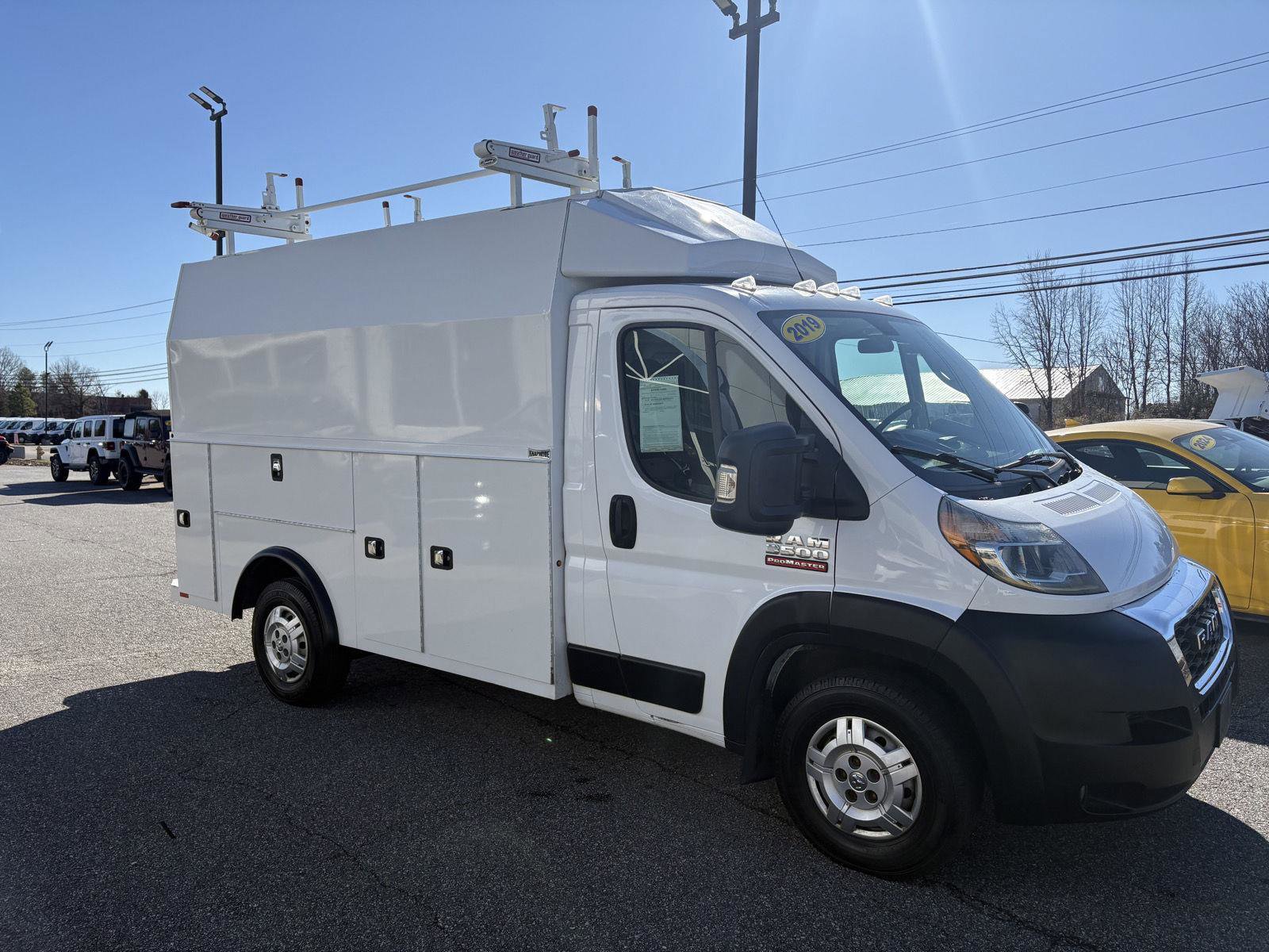 Used 2019 RAM ProMaster 3500 w/ Premium Appearance Group image 3