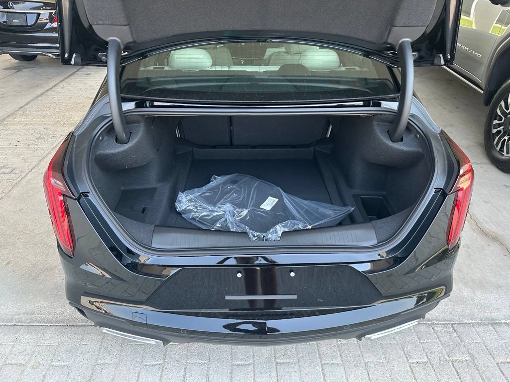 New 2026 Cadillac CT4 Luxury w/ Sun And Sound Package RWD image 28
