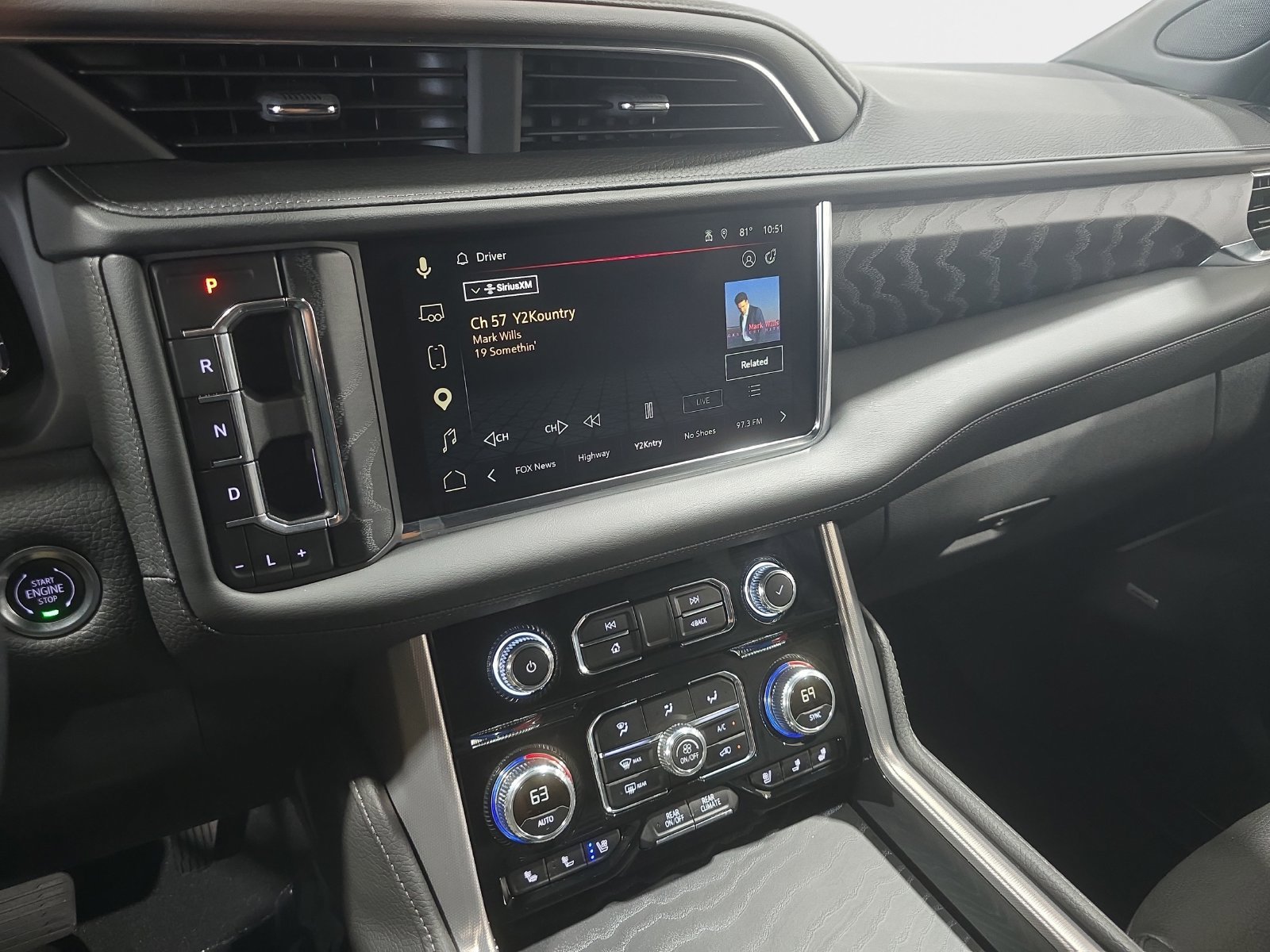 Used 2024 GMC Yukon Denali RWD image 18