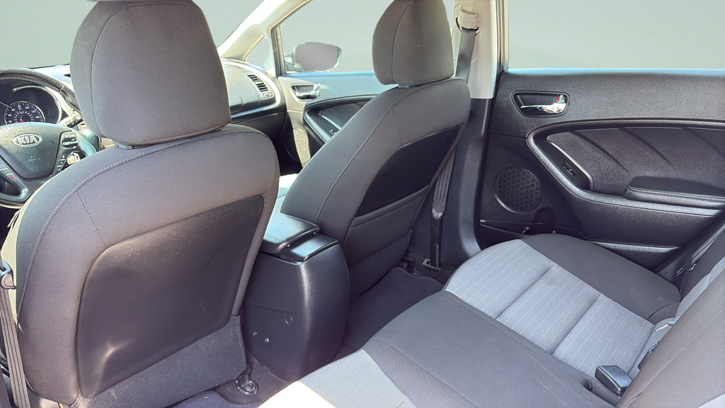 Used 2016 Kia Forte EX FWD image 21