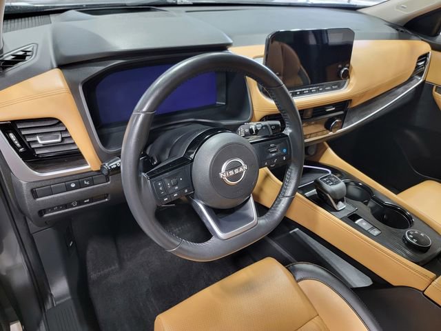 Used 2023 Nissan Rogue Platinum w/ Platinum Premium Package image 12