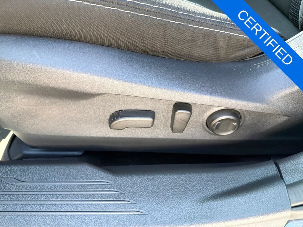 Certified 2025 Subaru Outback Premium AWD/4WD image 12