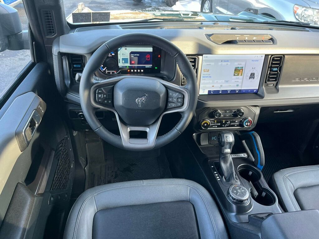 Used 2024 Ford Bronco Black Diamond image 32