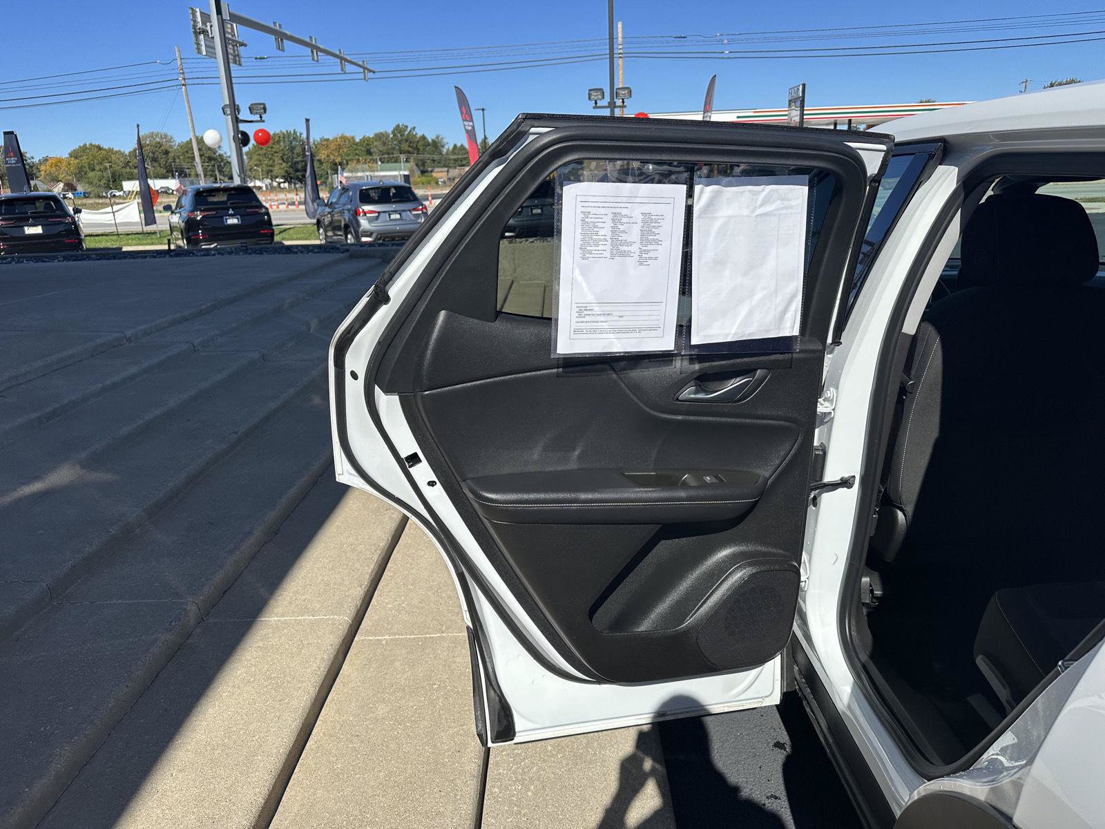 Used 2025 Chevrolet Blazer LT FWD image 28