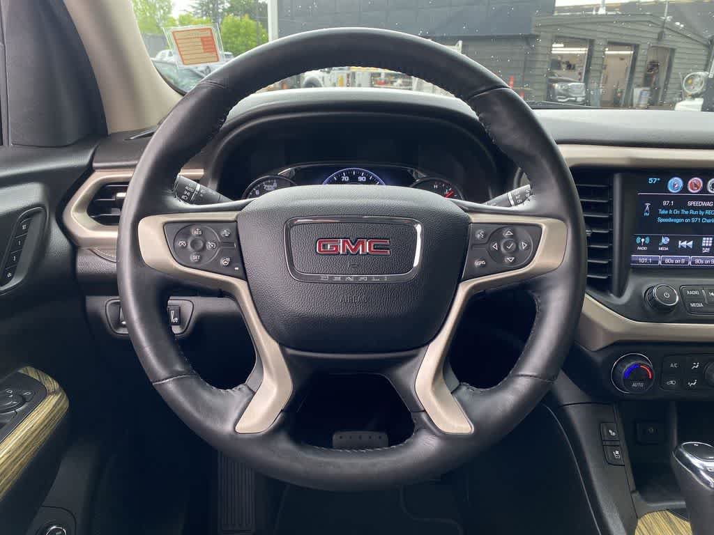 Used 2018 GMC Acadia Denali w/ Technology Package AWD/4WD image 19