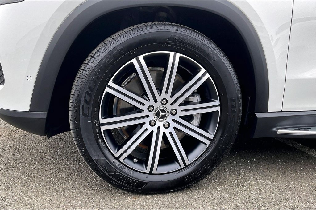 Certified 2025 Mercedes-Benz GLE 450 4MATIC image 8
