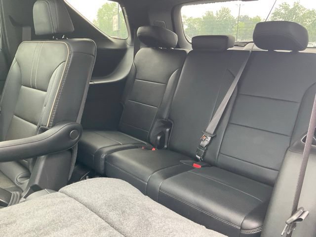 Used 2026 Chevrolet Traverse High Country w/ LPO, Floor Liner Package AWD/4WD image 10