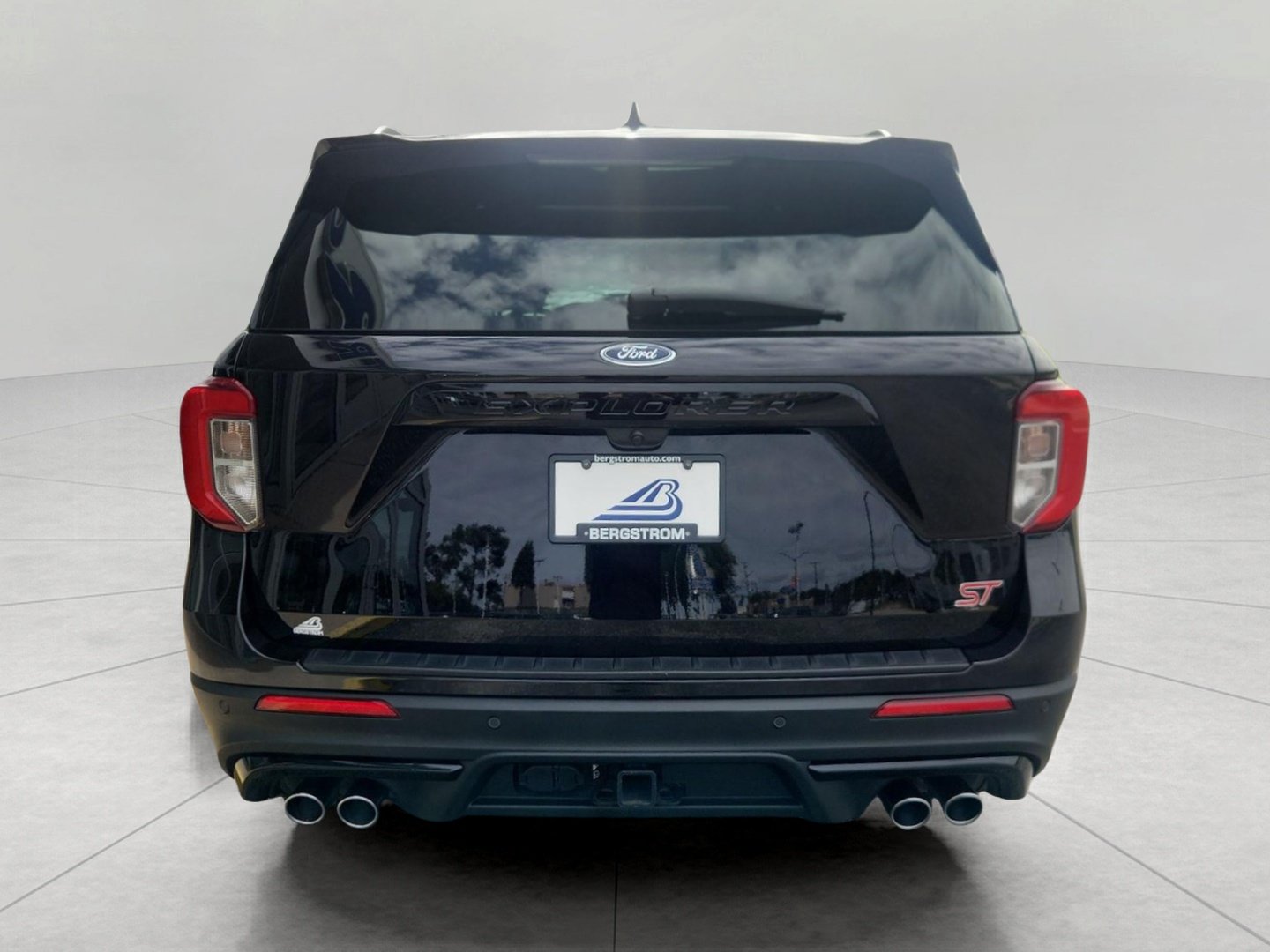 Certified 2023 Ford Explorer ST w/ Equipment Group 401A AWD/4WD image 9