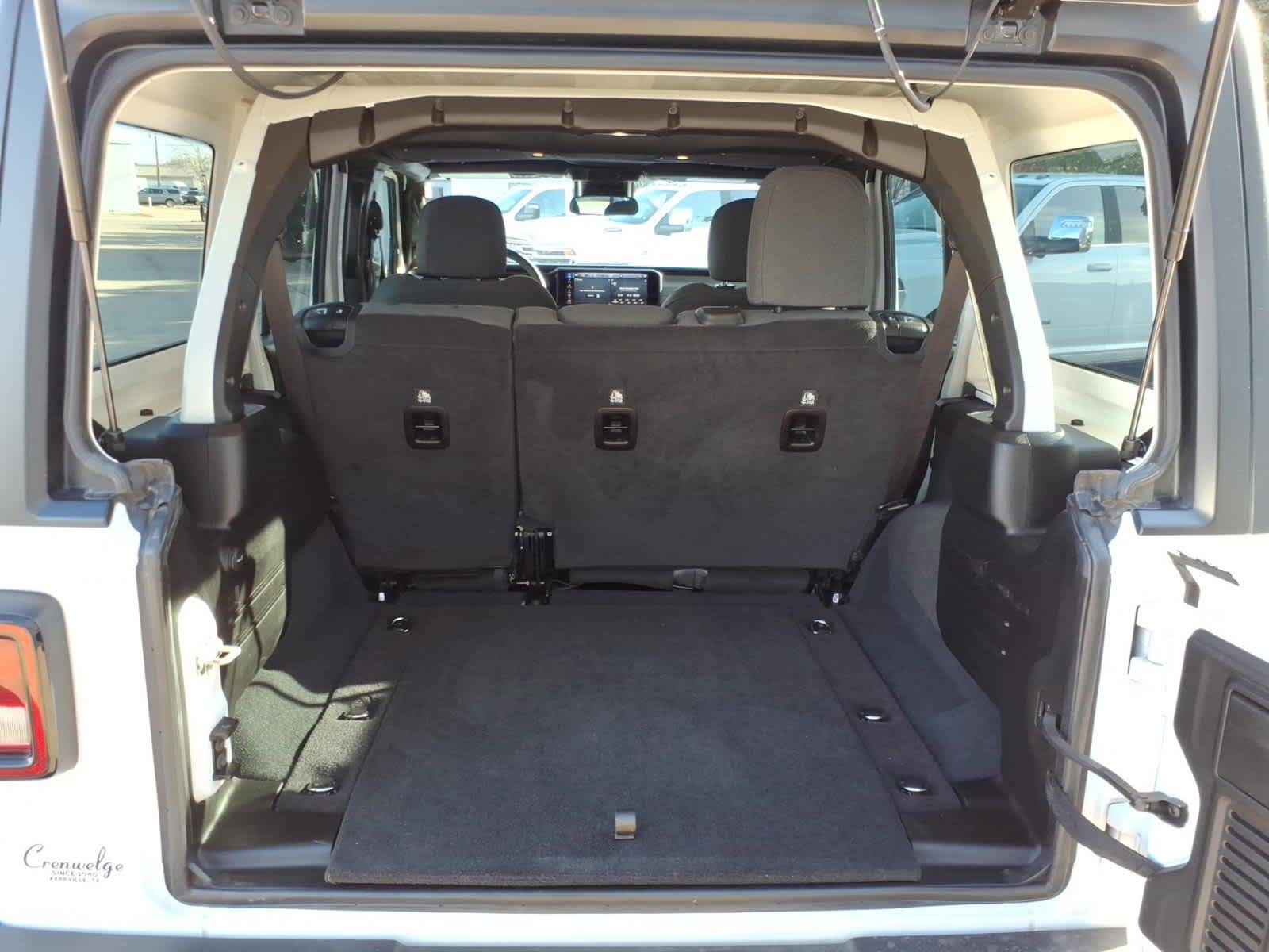 Used 2024 Jeep Wrangler Willys image 28
