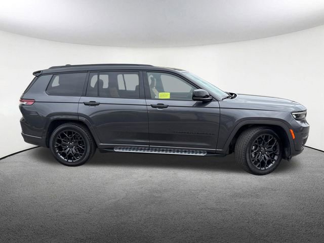 Certified 2025 Jeep Grand Cherokee L Summit w/ Advanced Protech Group IV AWD/4WD image 16