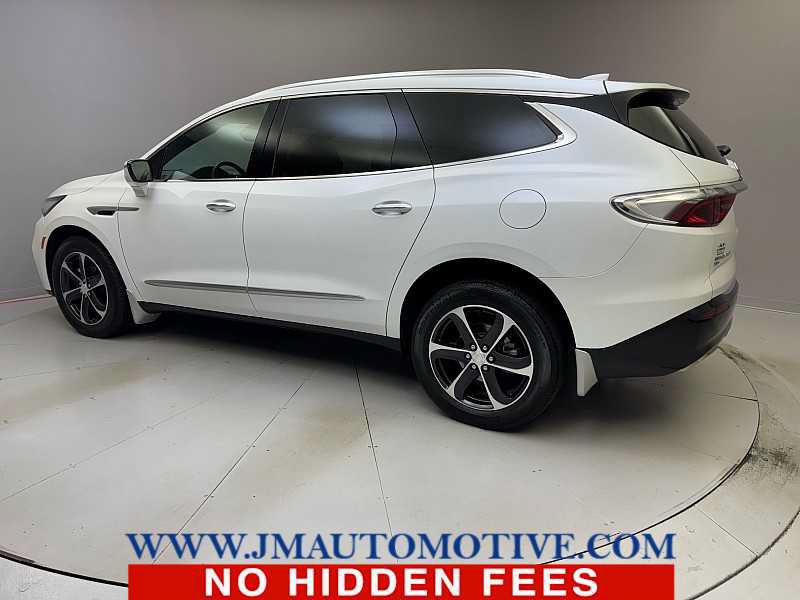 Used 2022 Buick Enclave Essence w/ Experience Buick Package AWD/4WD image 3