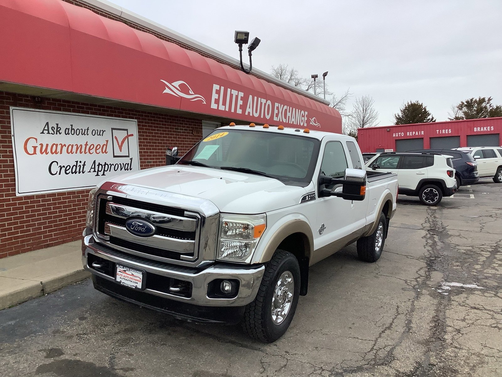 Used 2014 Ford F250 Lariat w/ Lariat Chrome Package image 1