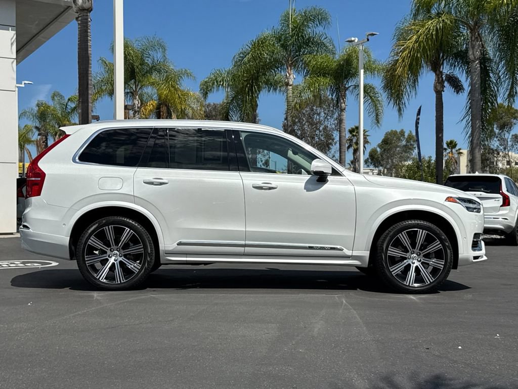 Certified 2023 Volvo XC90 T8 Plus AWD/4WD image 6