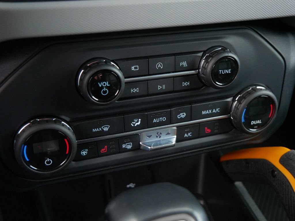 Certified 2021 Ford Bronco Badlands AWD/4WD image 24