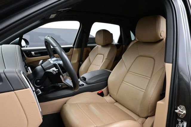 Certified 2021 Porsche Cayenne S AWD/4WD image 5