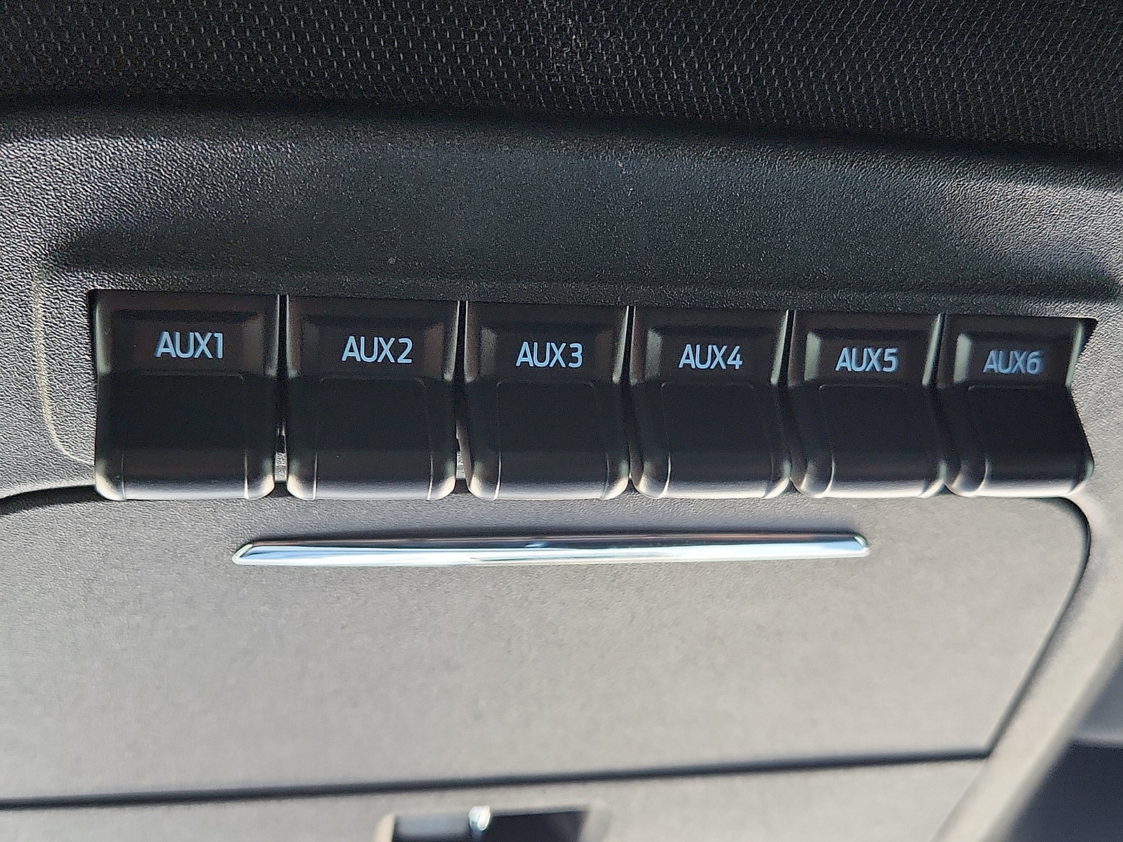 Used 2026 Ford F150 Raptor AWD/4WD image 16