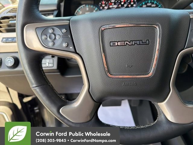 Used 2018 GMC Yukon XL Denali image 15