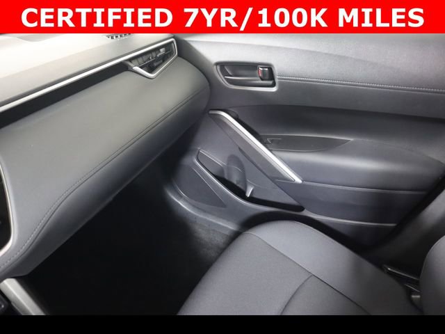 Used 2022 Toyota Corolla Cross LE AWD/4WD image 19