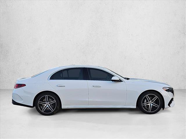 Used 2025 Mercedes-Benz E 450 4MATIC Sedan image 4