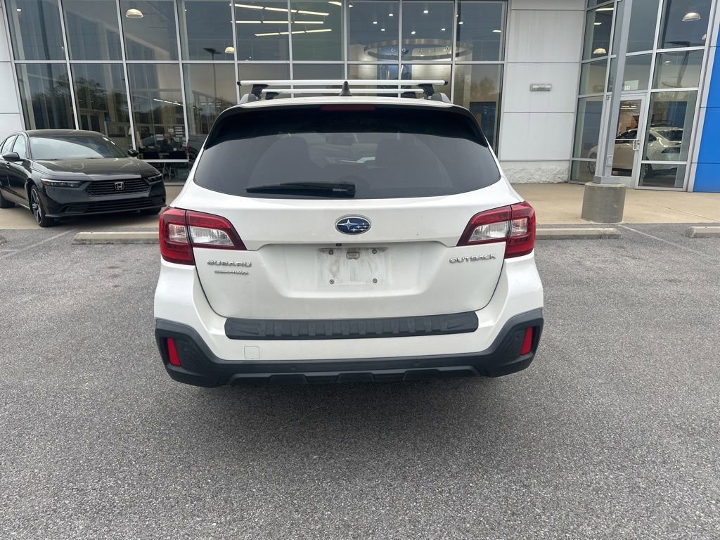 Used 2018 Subaru Outback 2.5i Touring image 7