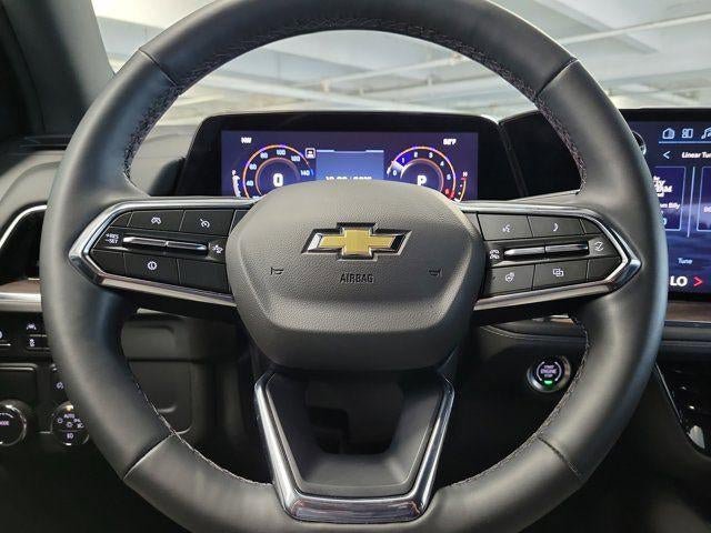 Used 2025 Chevrolet Suburban LT w/ Comfort Package image 23
