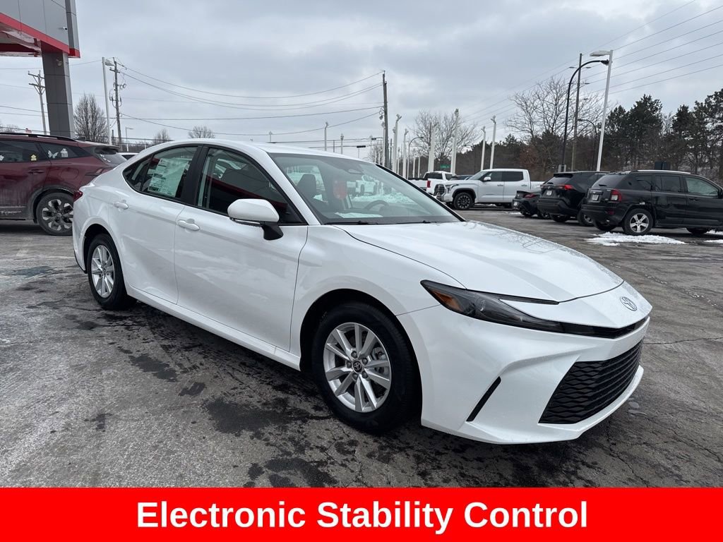 Used 2026 Toyota Camry LE w/ Convenience Package image 8