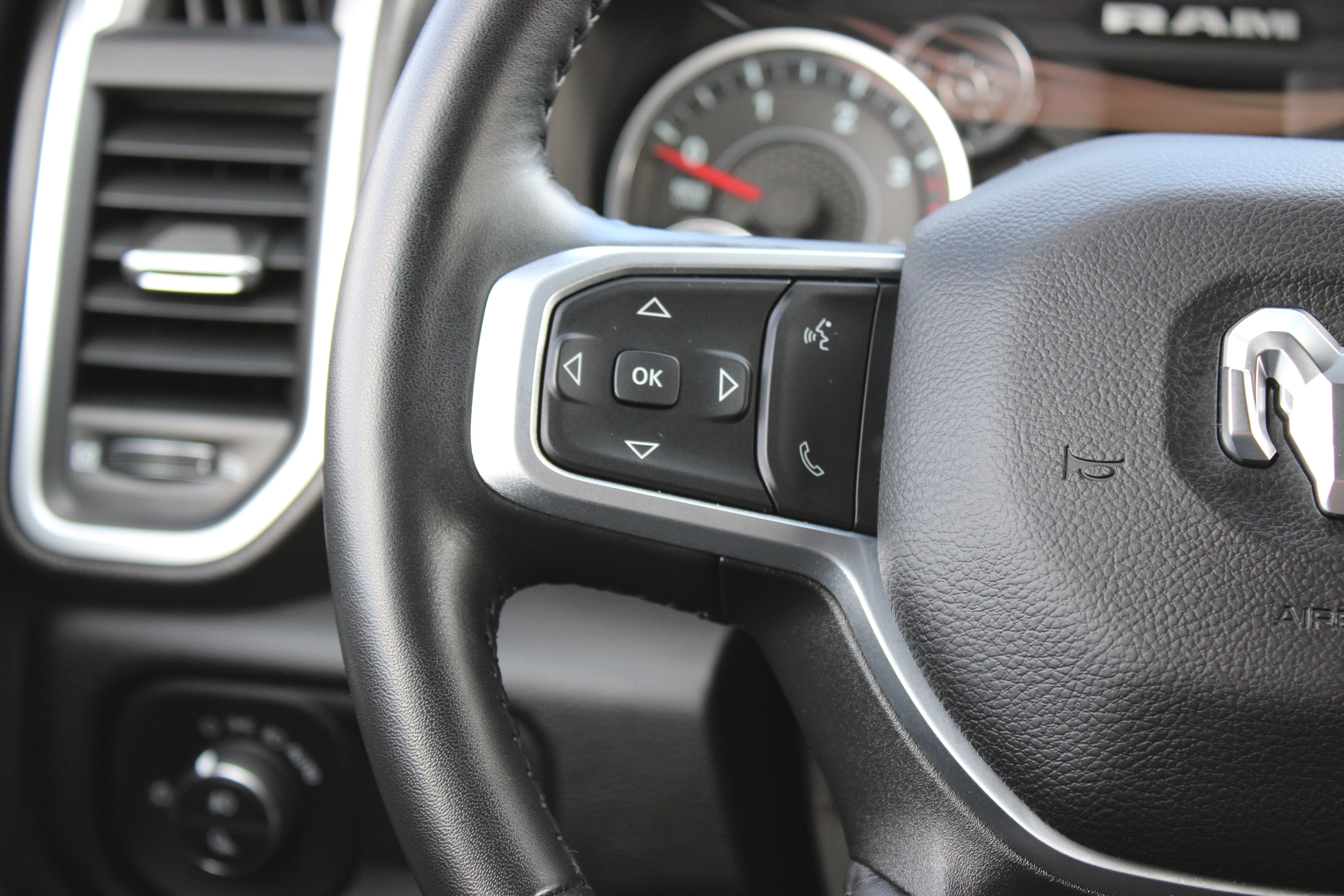 Used 2024 RAM 3500 Big Horn w/ Night Edition image 23