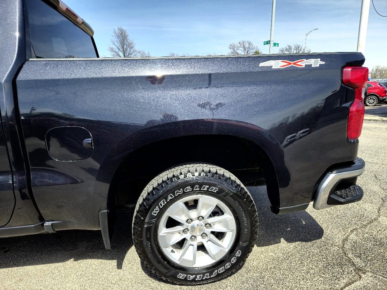 Used 2023 Chevrolet Silverado 1500 LT w/ Protection Package image 16