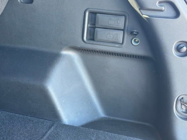 Used 2022 Chevrolet Equinox RS w/ RS Leather Package image 33