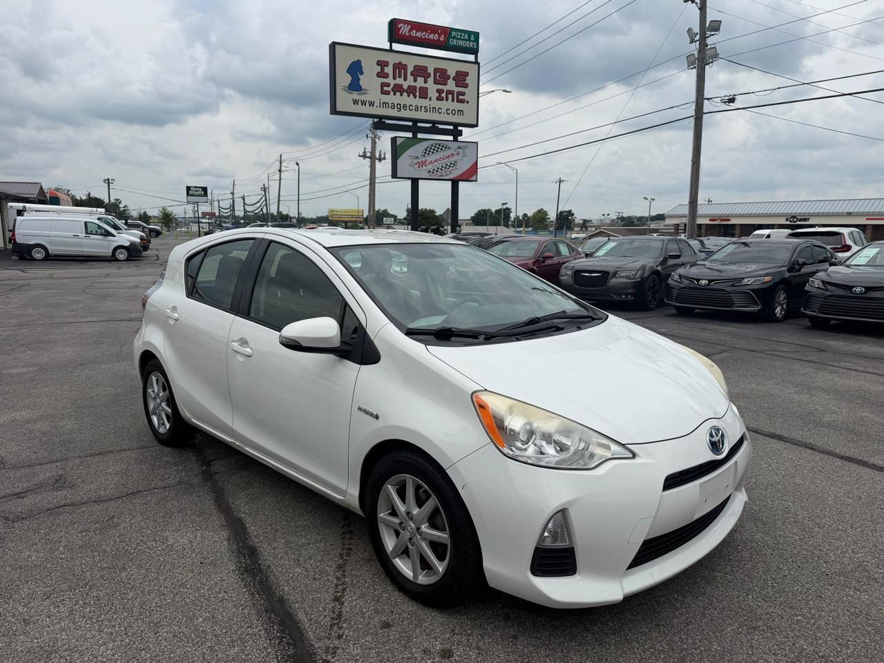Used 2012 Toyota Prius C Three FWD image 4