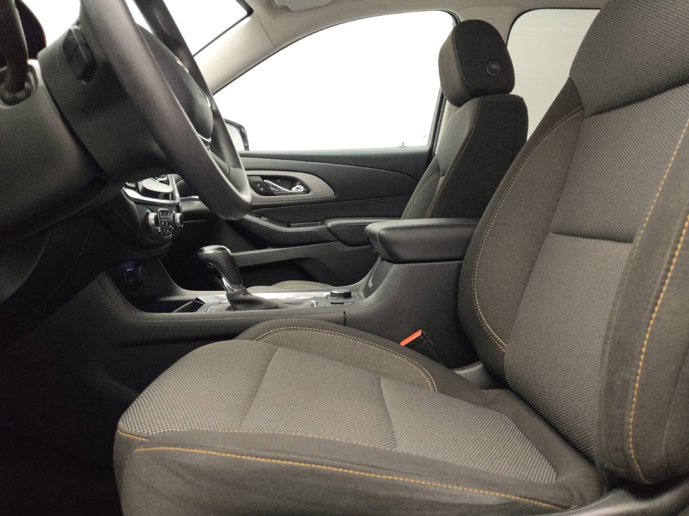 Used 2020 Chevrolet Traverse LS FWD image 17