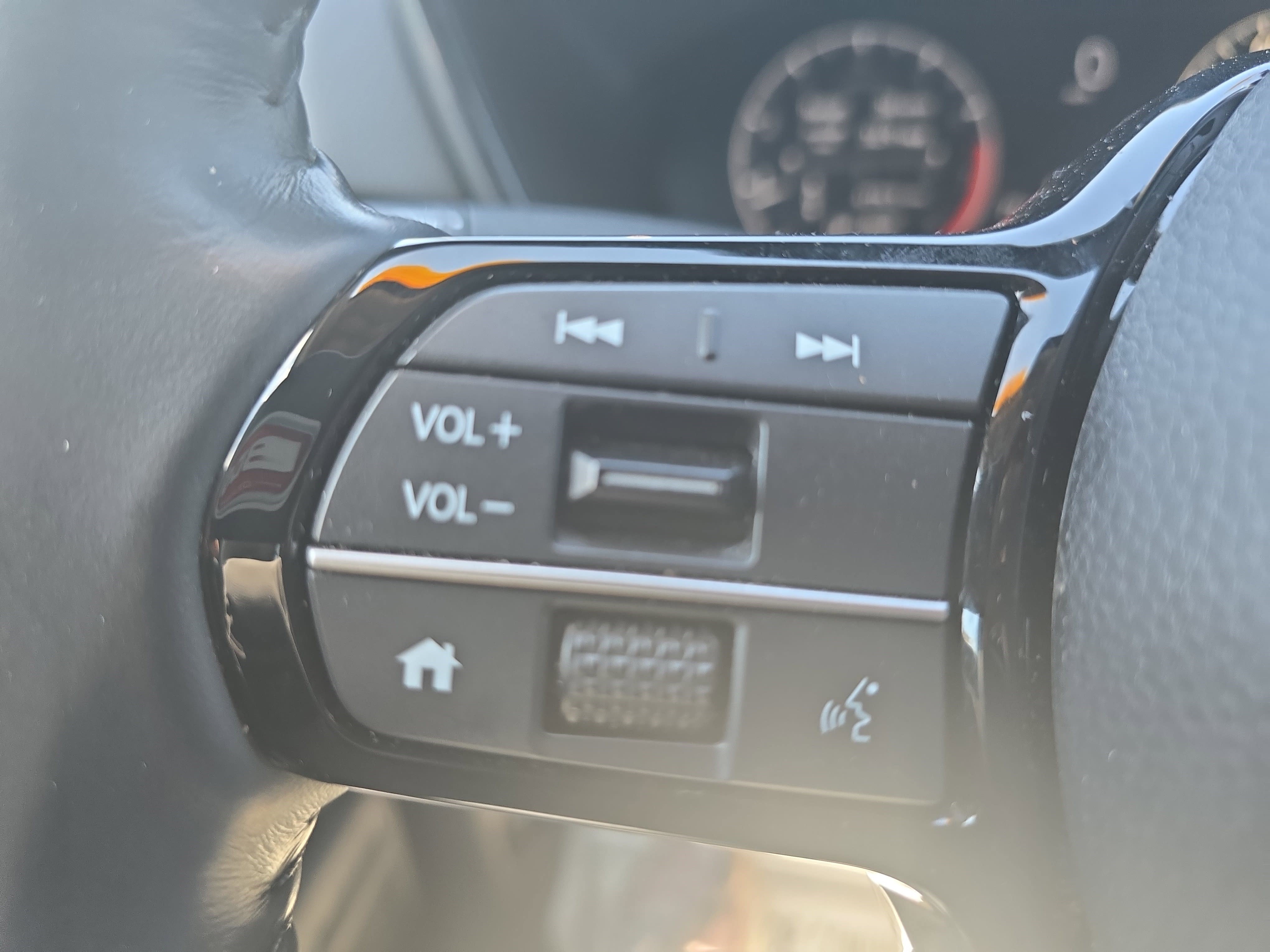 Used 2024 Honda CR-V EX-L image 16