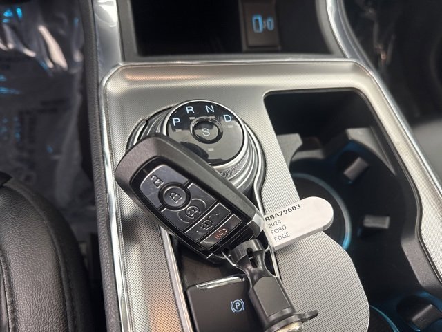 Used 2024 Ford Edge Titanium image 33