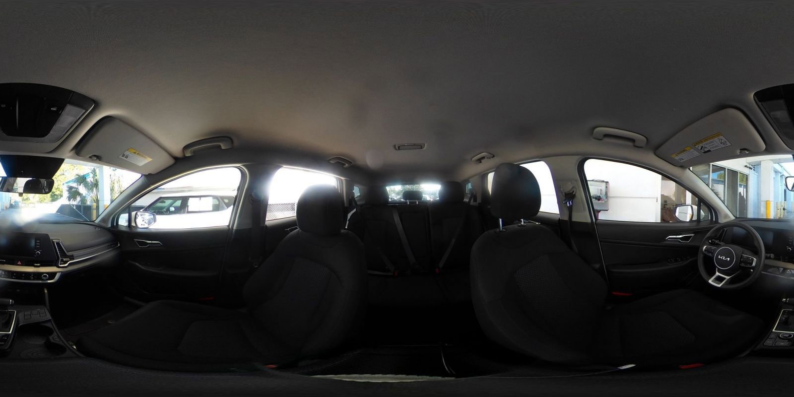 Used 2025 Kia Sportage LX image 41