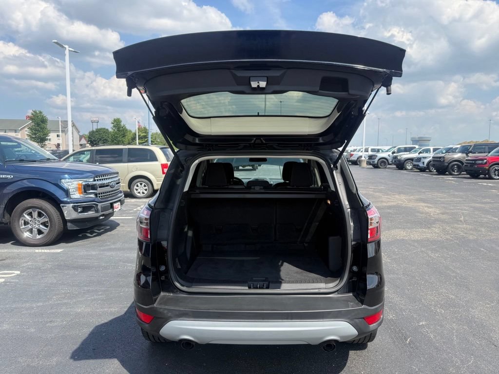 Certified 2018 Ford Escape SE w/ SE Sync 3 Package FWD image 46