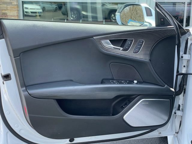 Used 2015 Audi RS 7 Prestige AWD/4WD image 18