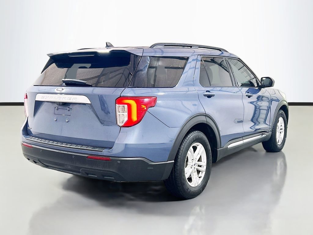 Used 2021 Ford Explorer XLT RWD image 4