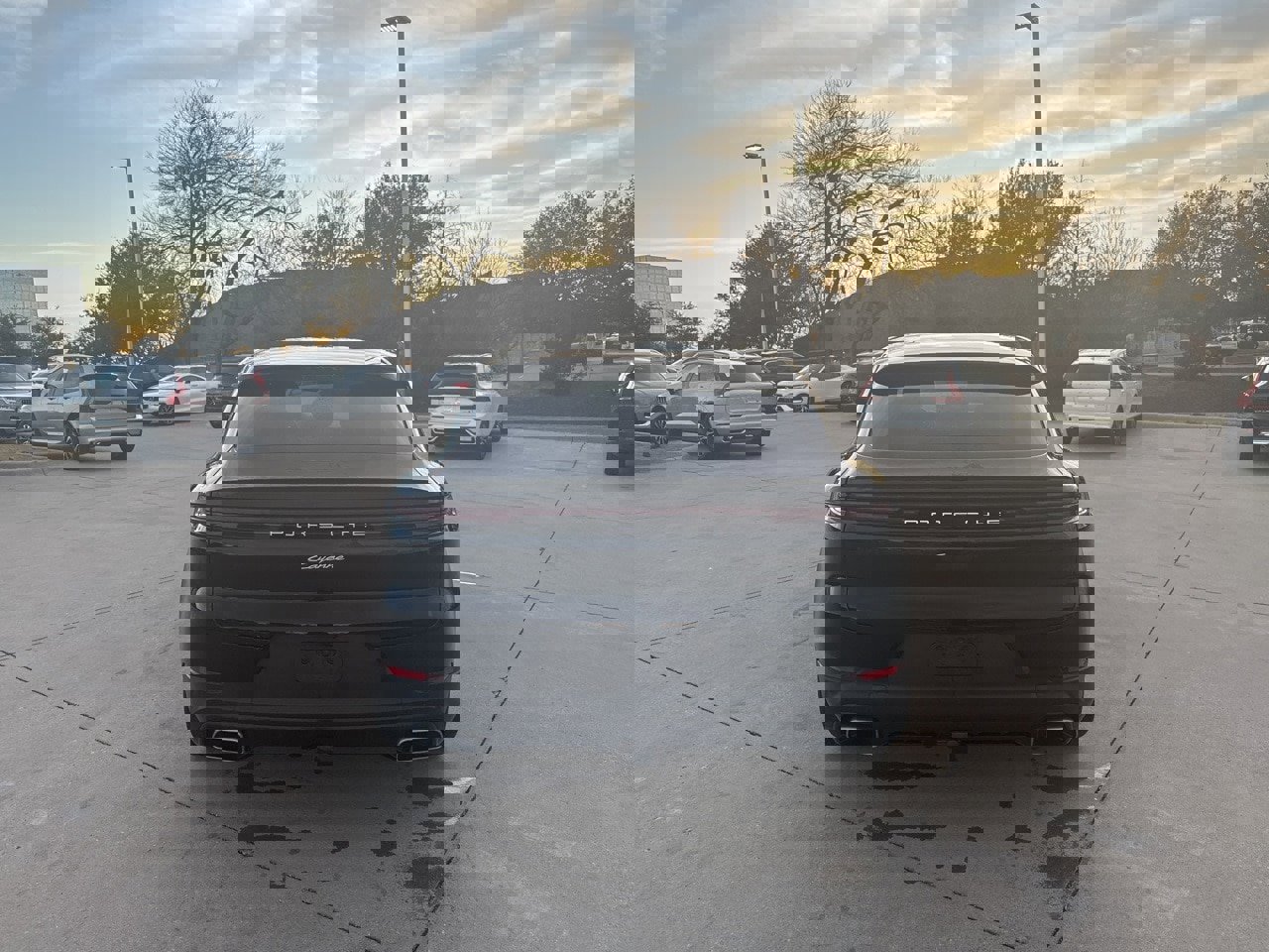 Used 2024 Porsche Cayenne Coupe image 6