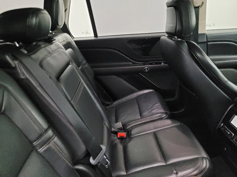 Used 2020 Lincoln Aviator Reserve w/ Elements Package Plus image 19